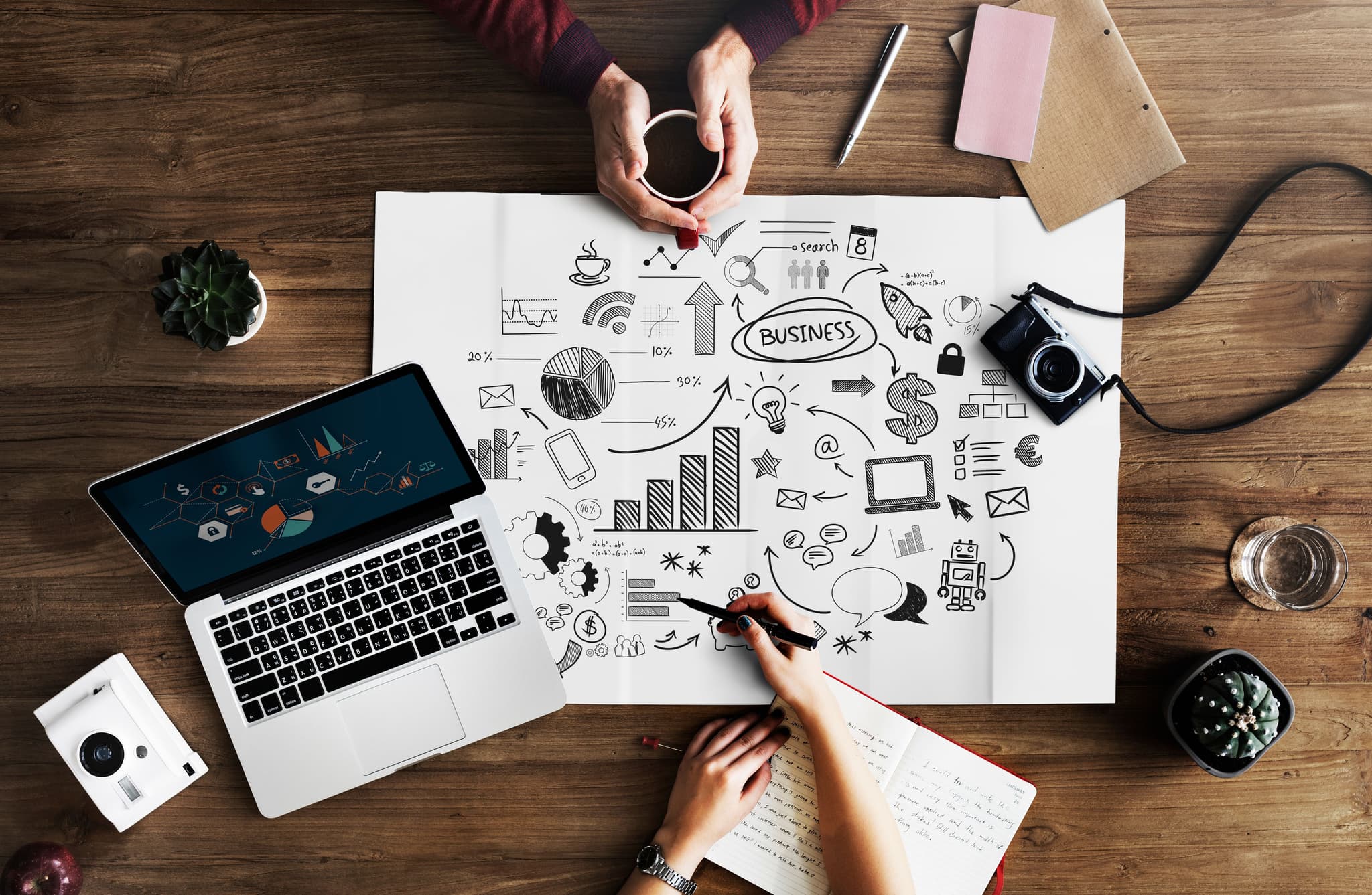 Comment choisir une agence web ? Critères, erreurs à éviter et comparatif agence vs freelance